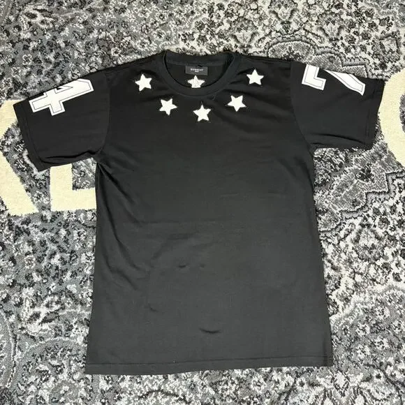 Givenchy Paris Star Patch Black T Shirt 47 Men’s Sz L Preowned - Picture 1 of 4